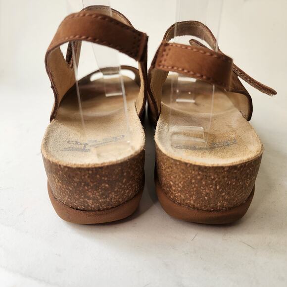 Dansko Marcy Slingback Wedge Sandal EU 39 US 8.5-9 Brown Nubuck Peep Toe Leather - Picture 4 of 6